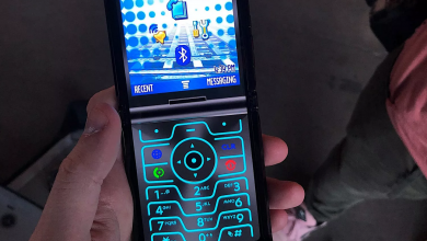 Ponsel "Baru" Motorola Siap Ajak Kamu Nostalgia. Sumber: The Verge